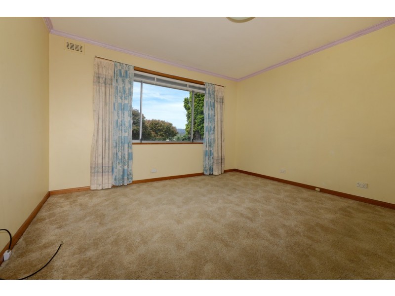 8 Jefferson Court, Lutana TAS 7009