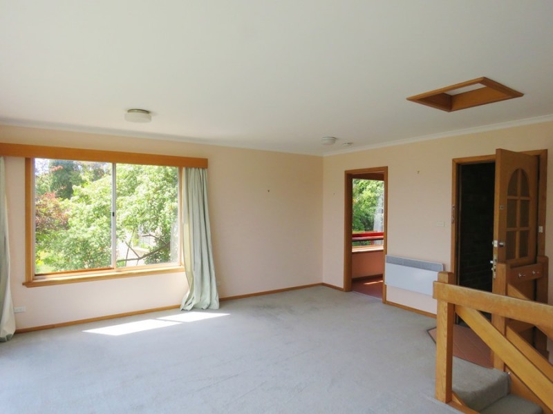 1/311 Churchill Avenue, Sandy Bay TAS 7005