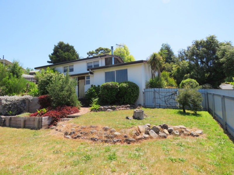 94 Crystal Downs Drive, Blackmans Bay TAS 7052