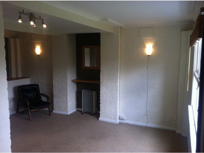 8 Allambee Crescent, Glebe TAS 7000