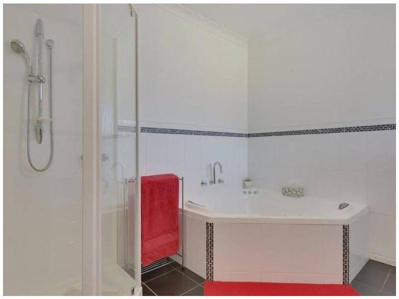 6a Chablis Court, Berriedale TAS 7011
