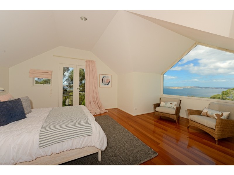 74 Coolamon Road, Taroona TAS 7053