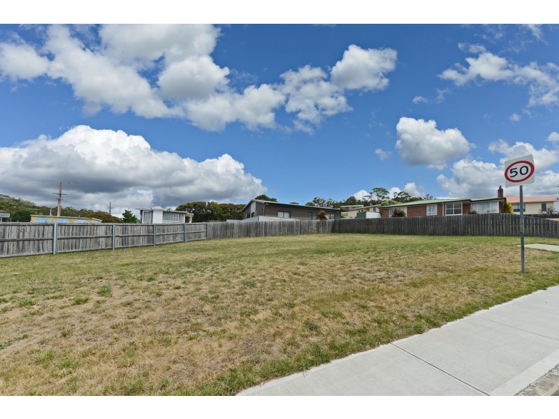 40 Waratah Street, Risdon Vale TAS 7016