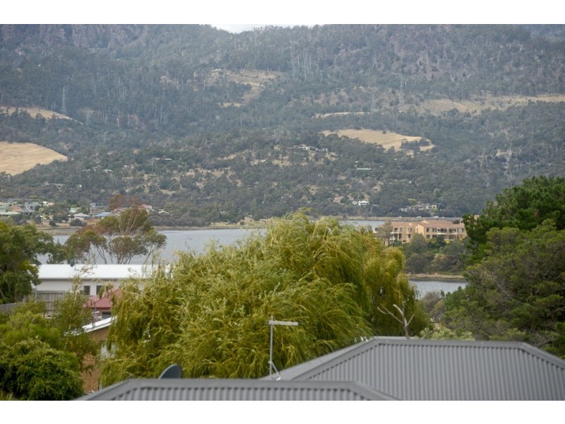6/36 Abbotsfield Road, Claremont TAS 7011