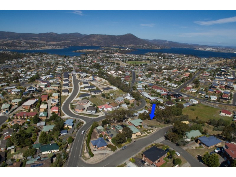 9 Elliston Street, Claremont TAS 7011