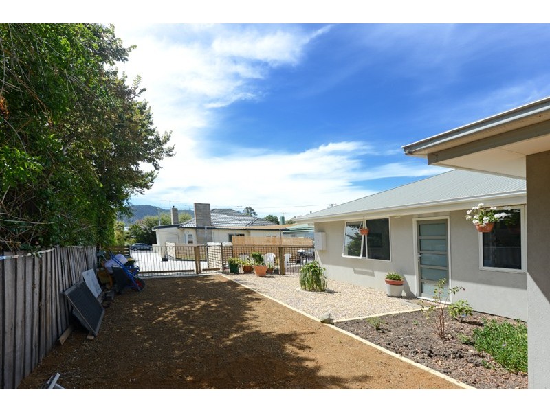 2/20a McGough Street, Glenorchy TAS 7010
