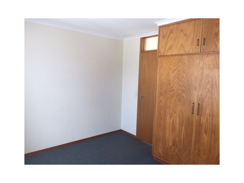 7/8 Ballawinnie Road, Lindisfarne TAS 7015