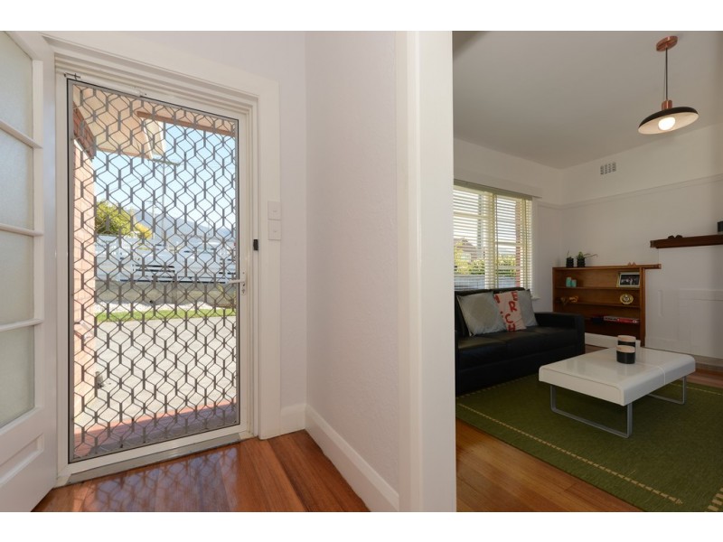 1/327 Park Street, New Town TAS 7008