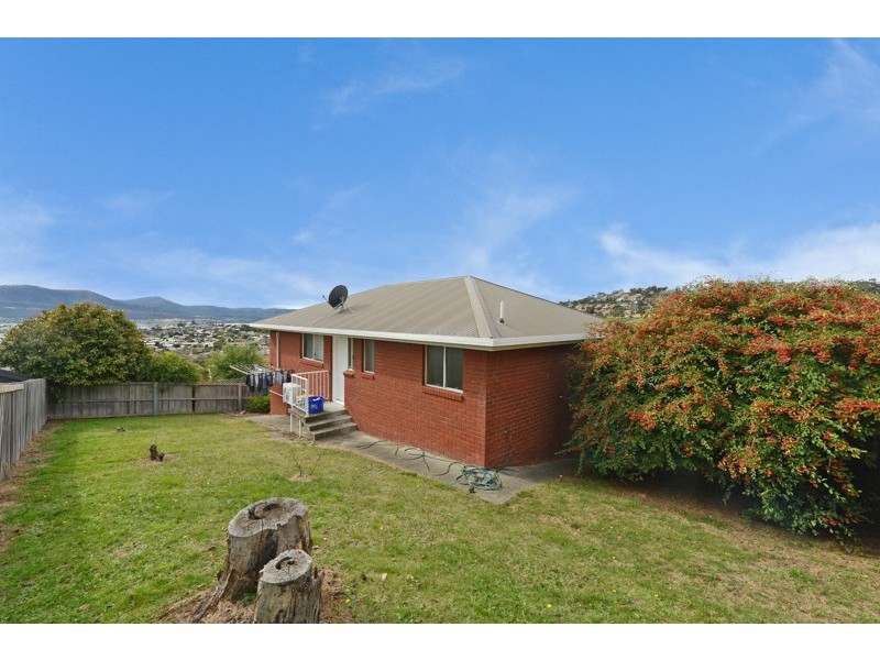 1 and 2/6 Donald Court, Glenorchy TAS 7010