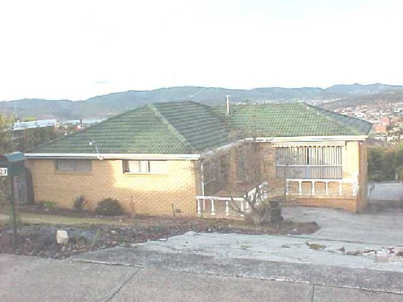 27 Monash Avenue, Lenah Valley TAS 7008
