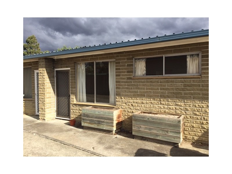 2/147 Allunga Road, Chigwell TAS 7011