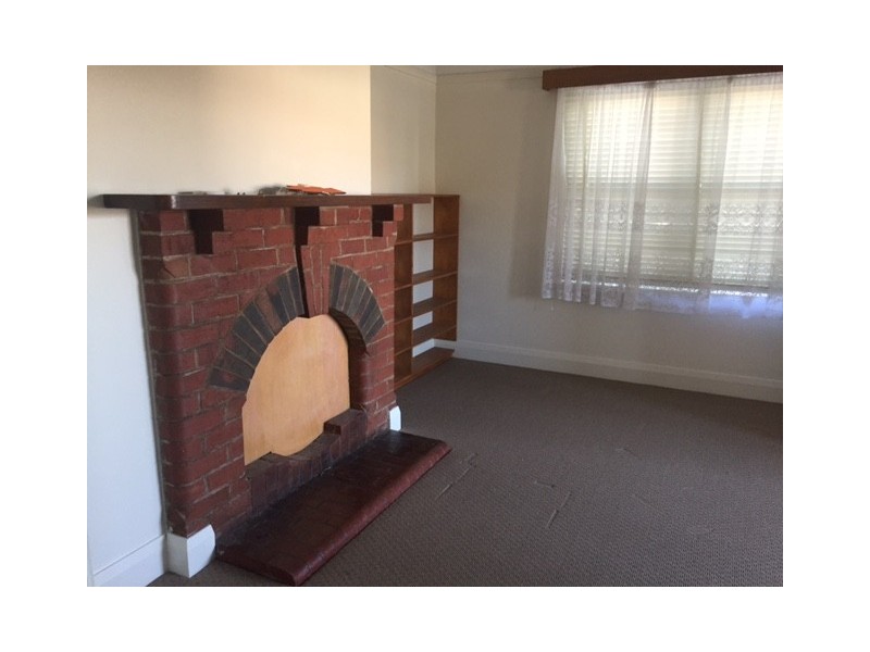 4 Springvale Avenue, New Town TAS 7008