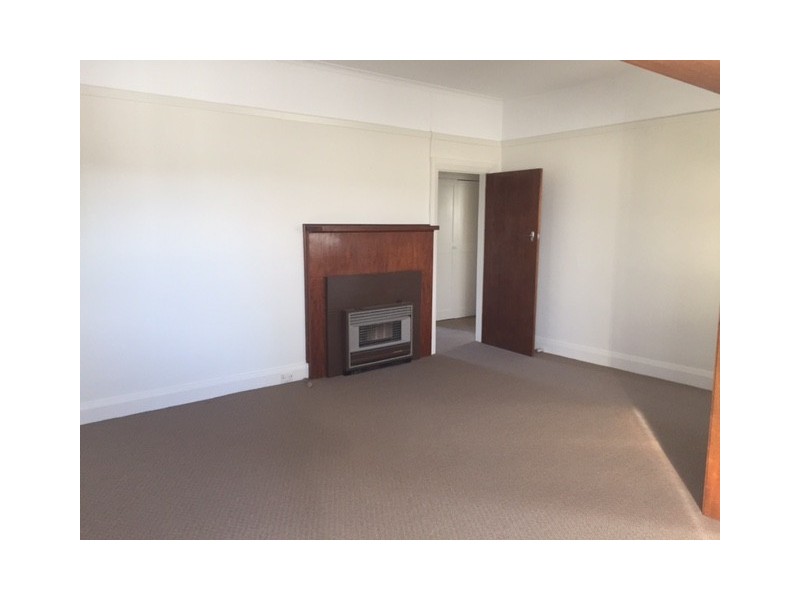 4 Springvale Avenue, New Town TAS 7008