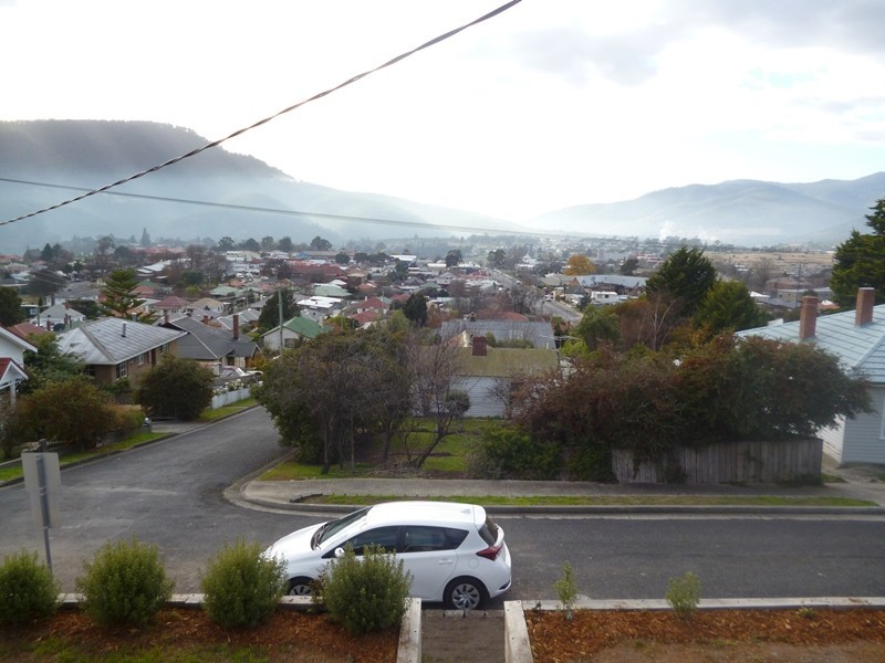 15 Trevor Terrace, New Norfolk TAS 7140