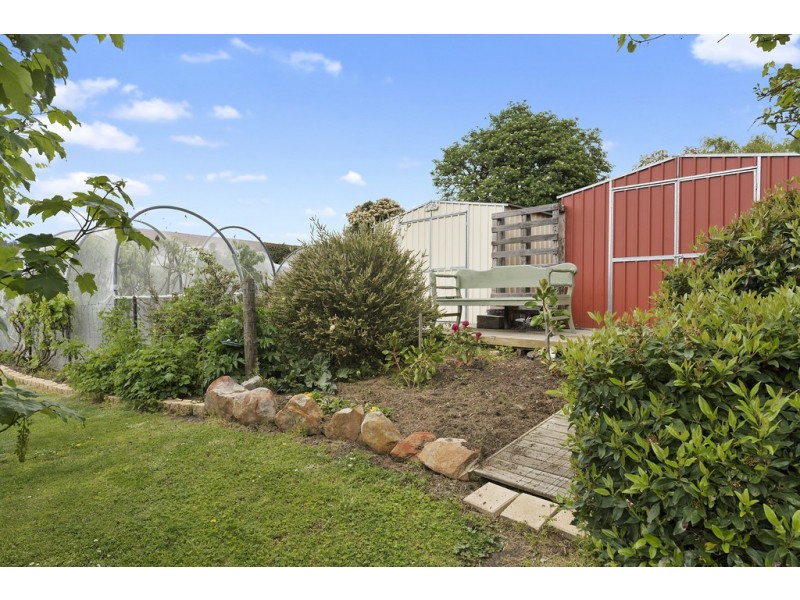 31 Pioneer Avenue, New Norfolk TAS 7140