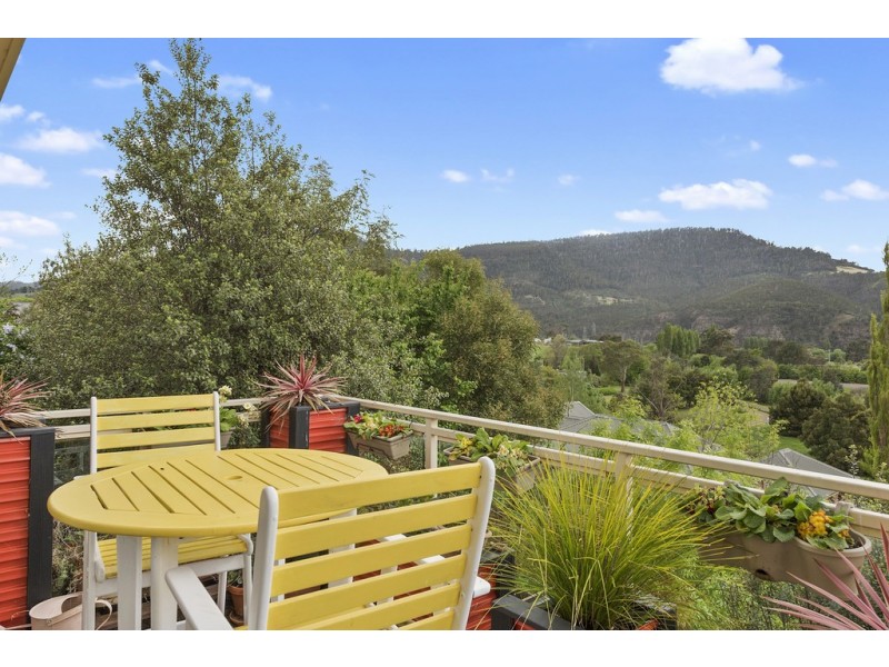 31 Pioneer Avenue, New Norfolk TAS 7140