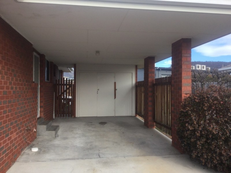 1/3 Cadbury Road, Claremont TAS 7011