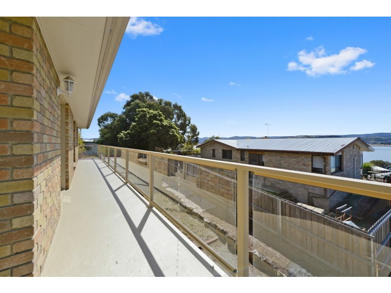 4 Esplanade, Midway Point TAS 7171