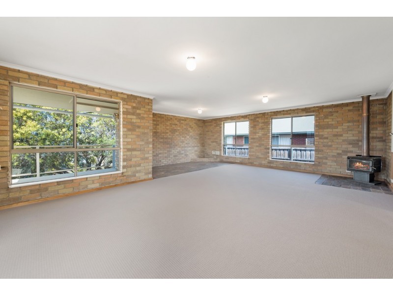 4 Esplanade, Midway Point TAS 7171