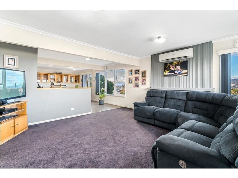 8 Dalgetty Street, Claremont TAS 7011