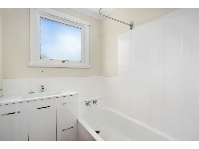 1 Giddy Avenue, New Norfolk TAS 7140