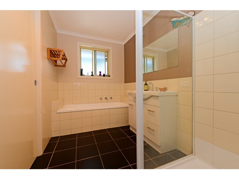 2/48 Racecourse Road, Brighton TAS 7030