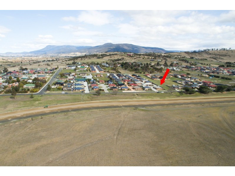2/48 Racecourse Road, Brighton TAS 7030