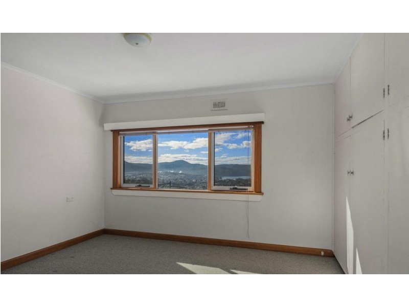 12 Rosehill Crescent, Lenah Valley TAS 7008