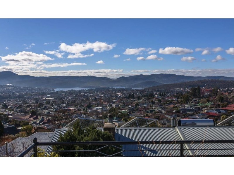 12 Rosehill Crescent, Lenah Valley TAS 7008