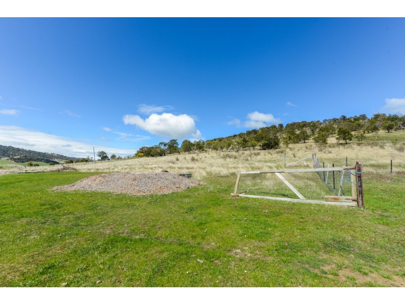 33 Hall Lane, Bagdad TAS 7030