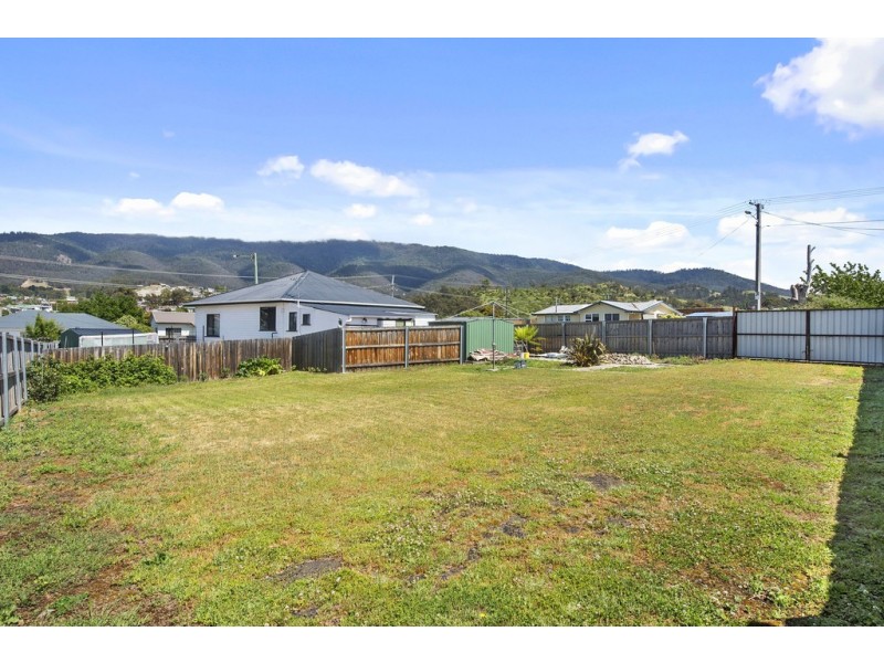 2B Edgar Street, Claremont TAS 7011