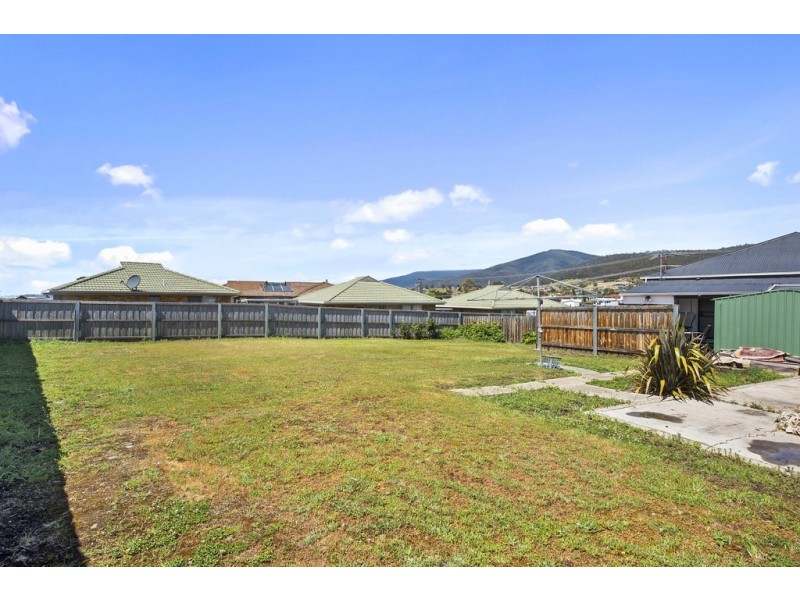 2B Edgar Street, Claremont TAS 7011