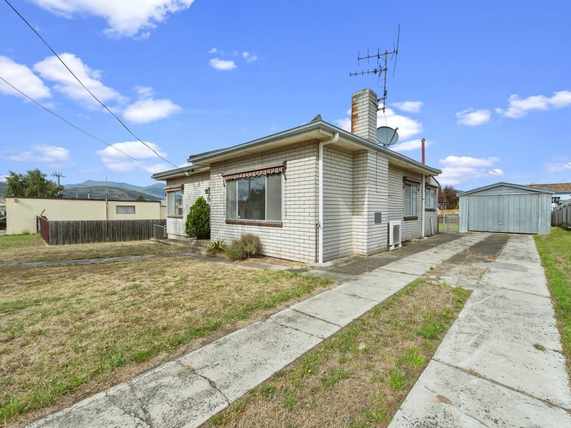 4 Second Avenue, New Norfolk TAS 7140