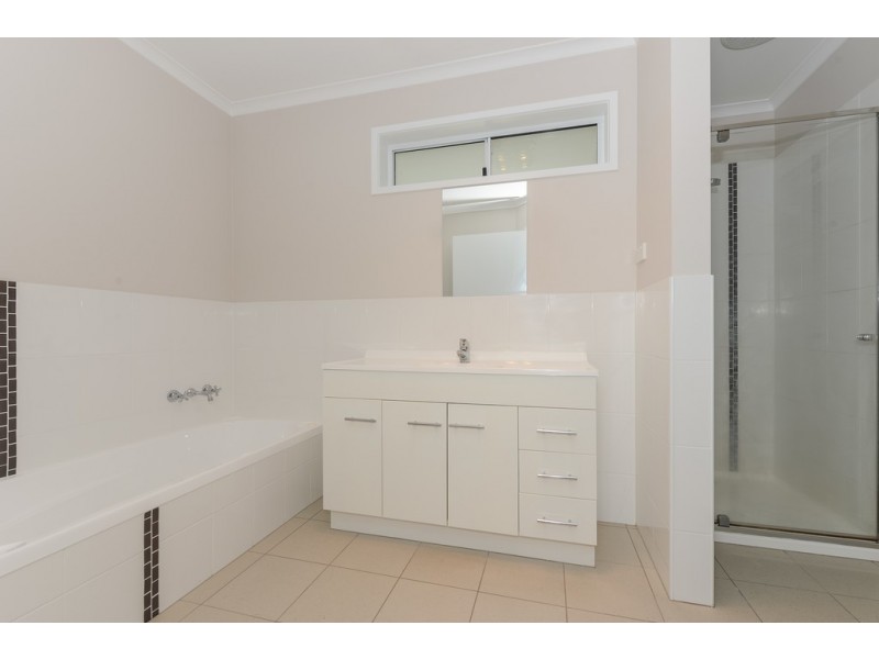 1/70 Andrew Street, Brighton TAS 7030