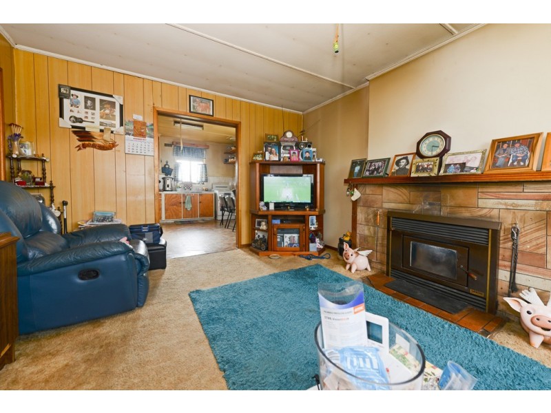 216 Back River Road, New Norfolk TAS 7140