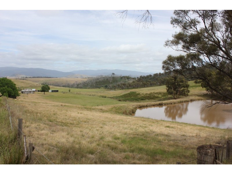 1 Bluff Road, Gretna TAS 7140