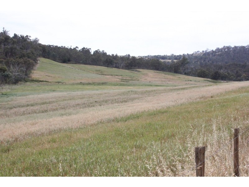 1 Bluff Road, Gretna TAS 7140