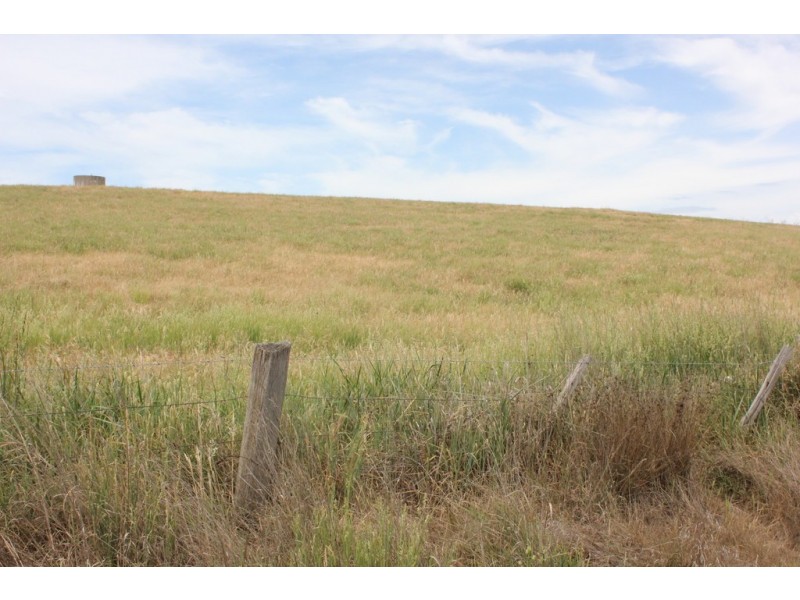 1 Bluff Road, Gretna TAS 7140