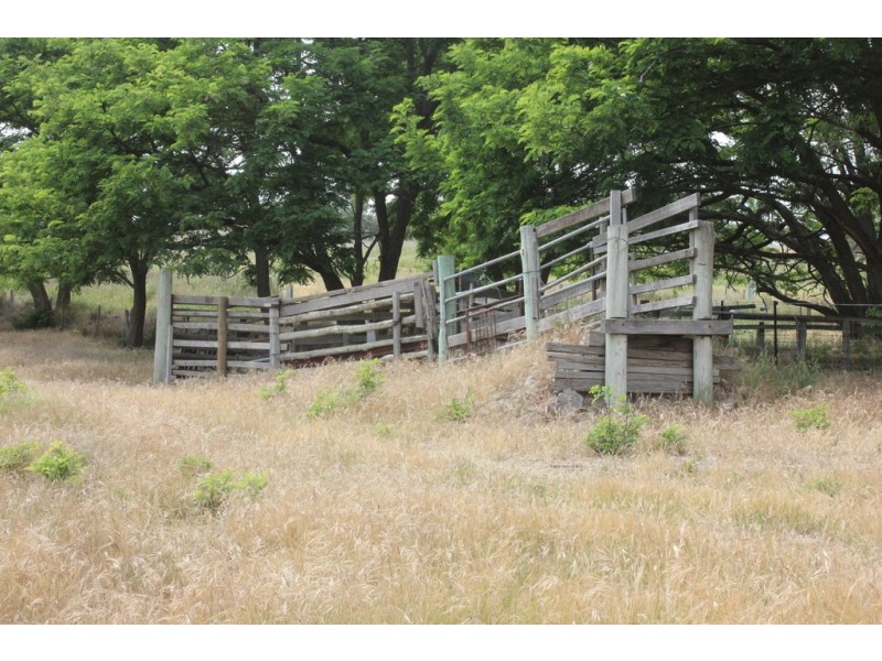 1 Bluff Road, Gretna TAS 7140