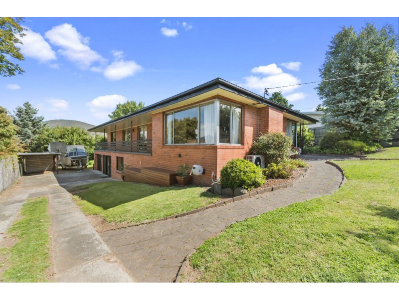 43 Pioneer Avenue, New Norfolk TAS 7140