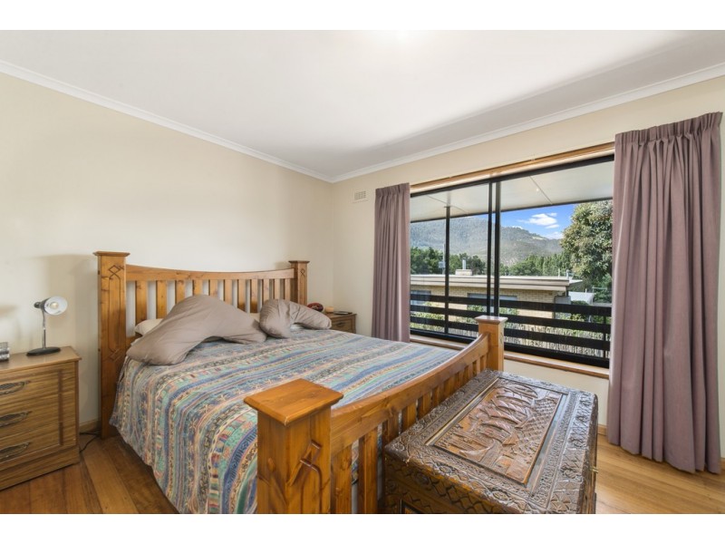 43 Pioneer Avenue, New Norfolk TAS 7140