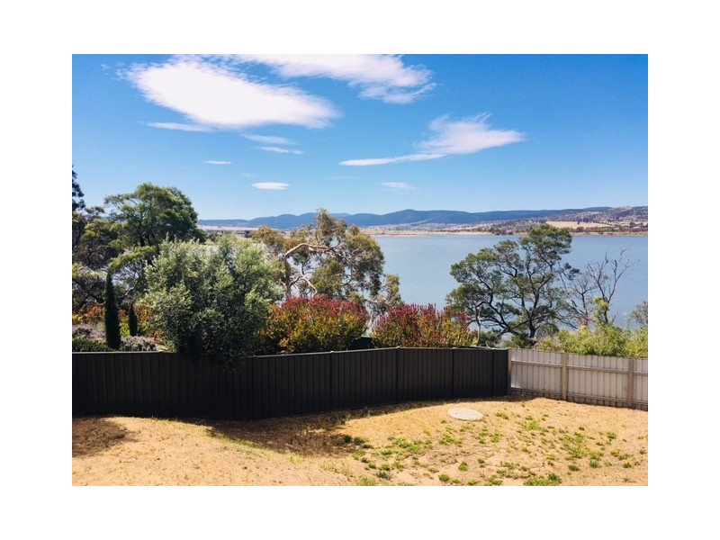 41 Esplanade, Midway Point TAS 7171