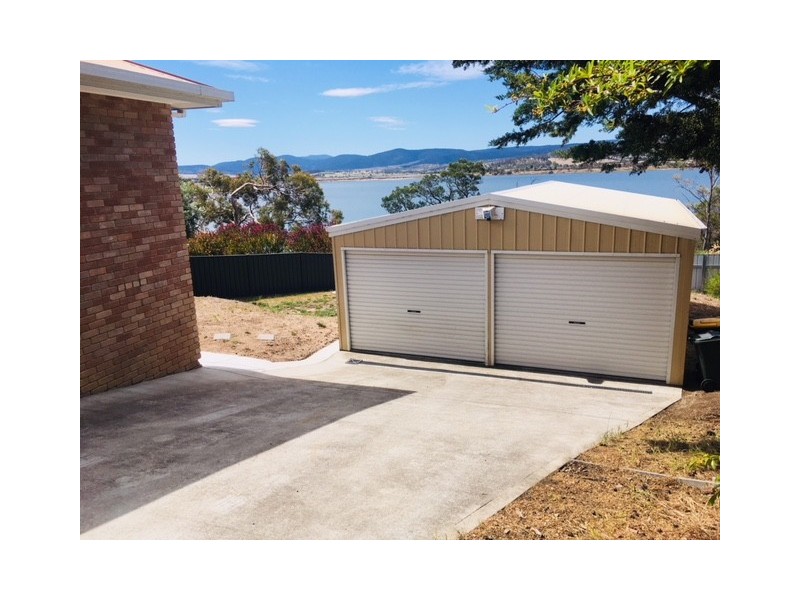 41 Esplanade, Midway Point TAS 7171
