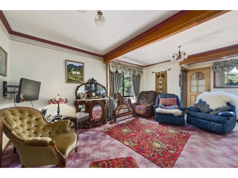 2 Oakdale Road, New Norfolk TAS 7140