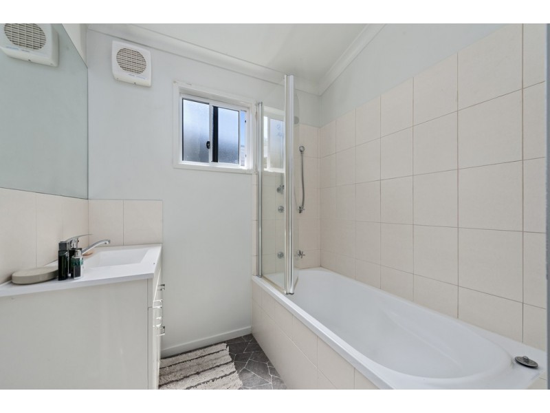 2 Oakdale Road, New Norfolk TAS 7140