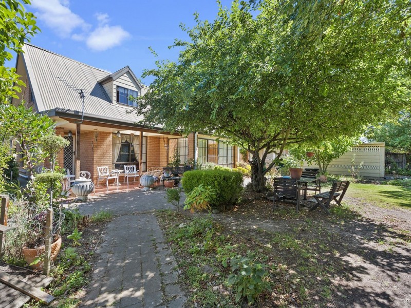 2 Oakdale Road, New Norfolk TAS 7140