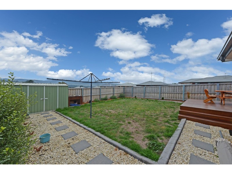18D Burrows Avenue, Brighton TAS 7030