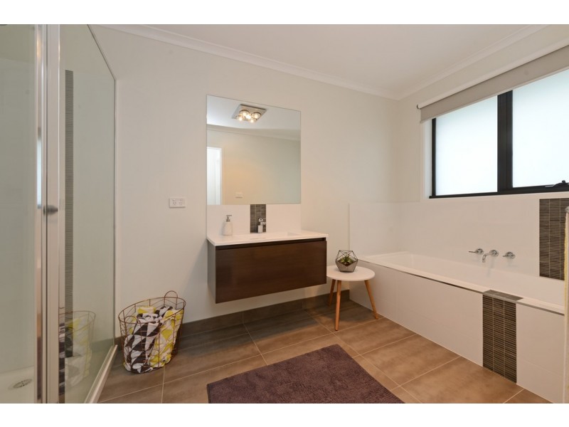 18D Burrows Avenue, Brighton TAS 7030