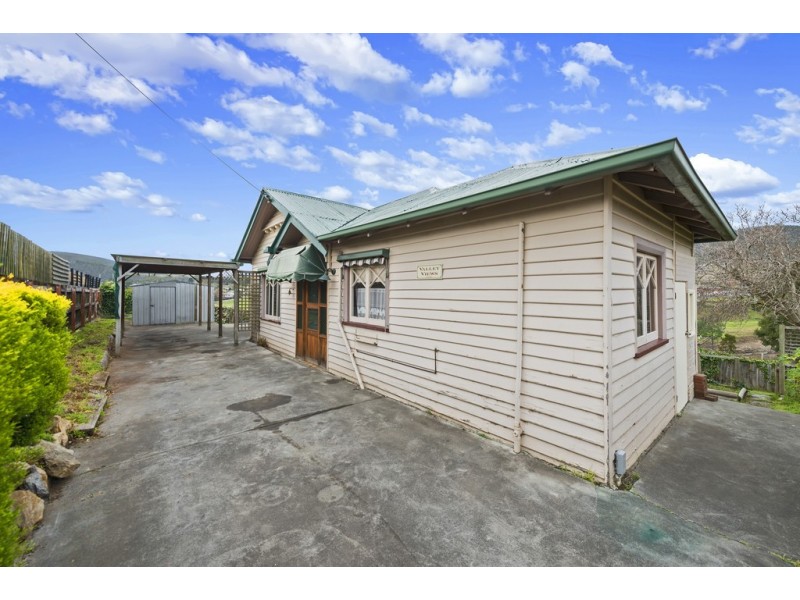 20 Bathurst Street, New Norfolk TAS 7140