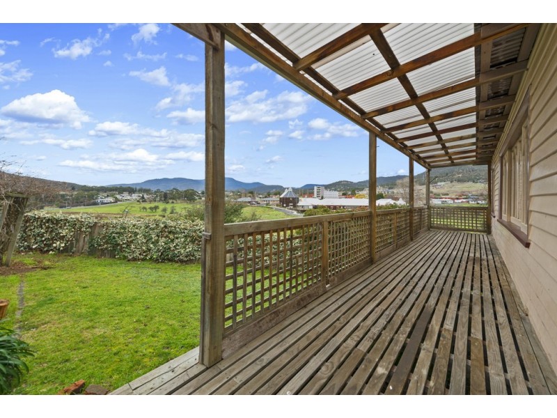 20 Bathurst Street, New Norfolk TAS 7140